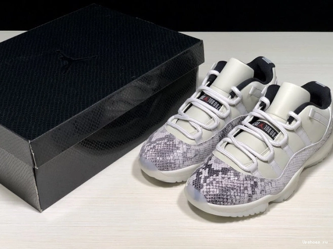 CD6846-002 11 Le Jordan Air Low Mens Retro 1211